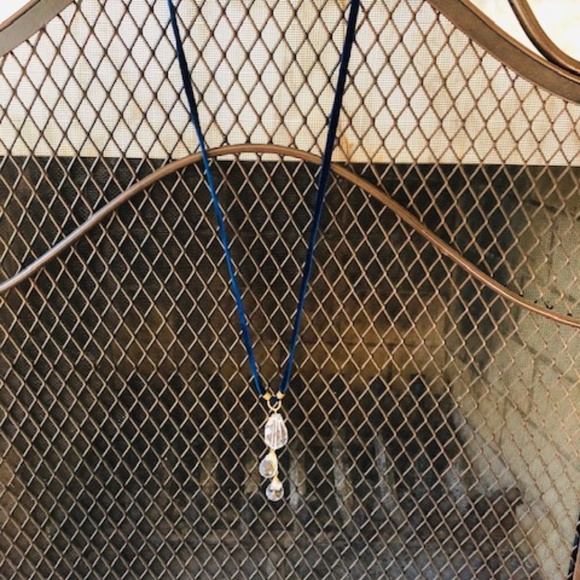 Sophia & Chloe Royal Blue Velvet Gold/Rock Crystal Quartz Drop Pendant Necklace - Picture 2 of 6